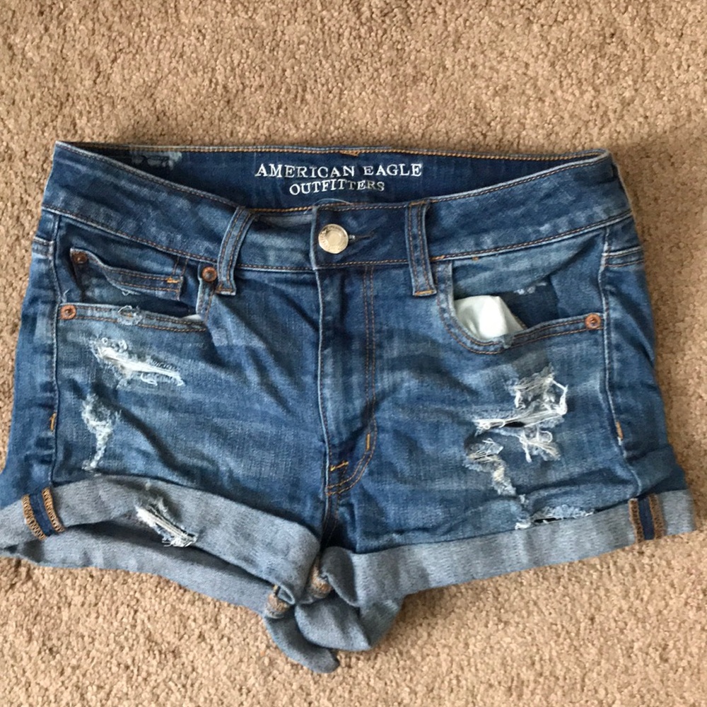 Distressed American Eagle shorts